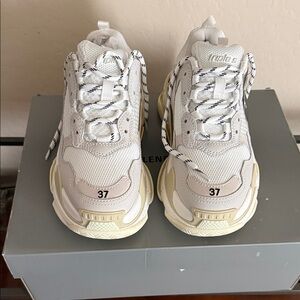Balenciaga White and Beige Sneakers